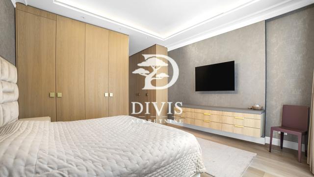 Stan, četvorosoban, Prodaja, 207m2, Mome Kapora