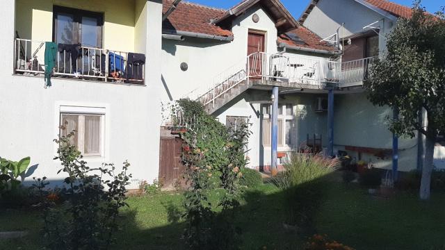 Kuća, Petosoban i veći, Prodaja, 300m2, Dože Đerđa