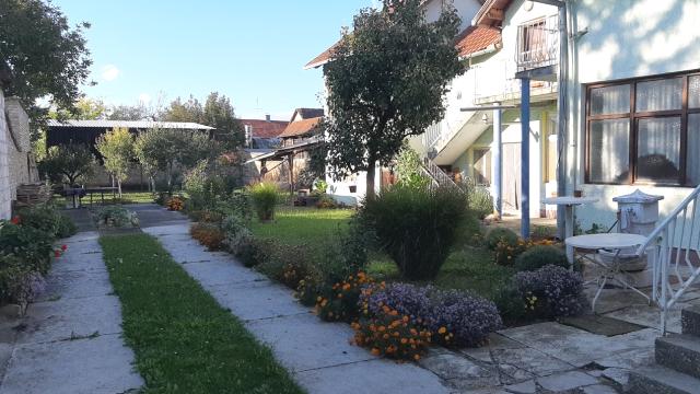 Kuća, Petosoban i veći, Prodaja, 300m2, Dože Đerđa