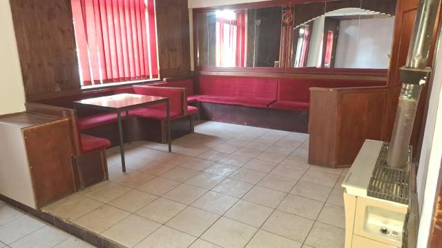 Kuća, Petosoban i veći, Prodaja, 300m2, Dože Đerđa