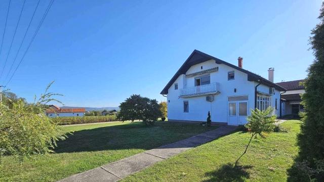 Kuća, Petosoban i veći, Prodaja, 200m2, Donje Nedeljice, Okolno mesto, Milosa Obrenovica