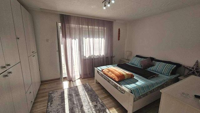 Kuća, Petosoban i veći, Prodaja, 200m2, Donje Nedeljice, Okolno mesto, Milosa Obrenovica