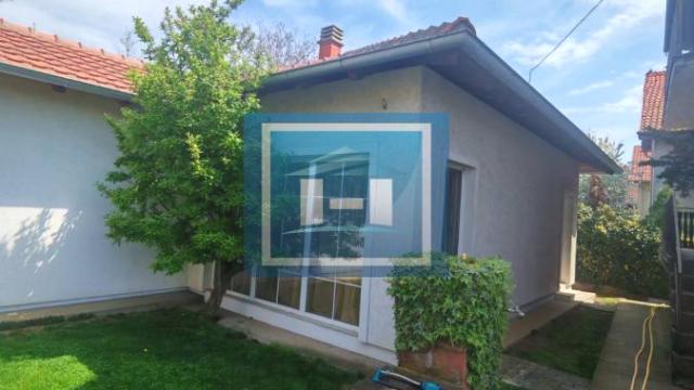 Kuća, Dvosoban, Izdavanje, 60m2, 4. juli, Gradska lokacija, Paraćin