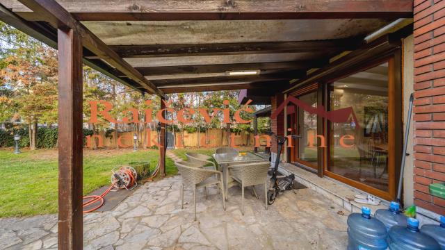 Kuća, četvorosoban, Izdavanje, 110m2, Dedinje, Savski venac, Koste Racina