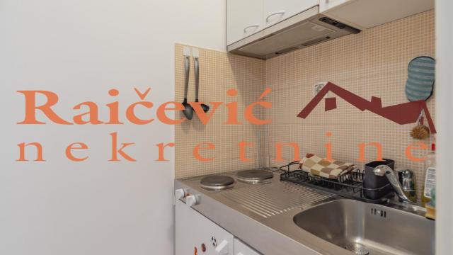 Stan, Dvosoban, Izdavanje, 60m2, Centar, Stari grad, Vase Carapica