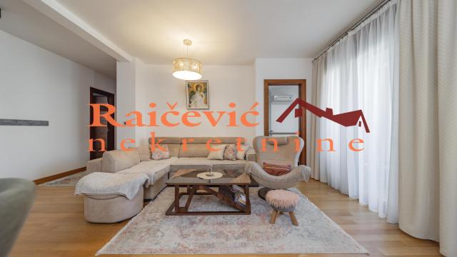 Stan, Troiposoban, Prodaja, 87m2, Crveni krst, Vračar, Vojislava Ilica