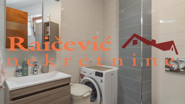 Stan, Troiposoban, Prodaja, 87m2, Crveni krst, Vračar, Vojislava Ilica