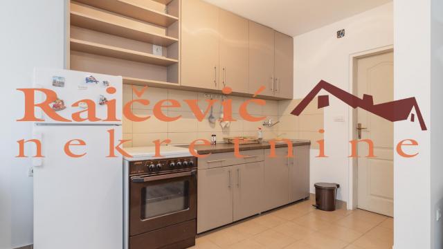 Stan, Jednoiposoban, Izdavanje, 41m2, Gornji grad, Zemun, Cara Dusana