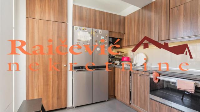 Stan, Petosoban, Prodaja, 160m2, Vukov Spomenik, Zvezdara, Bulevar kralja Aleksandra