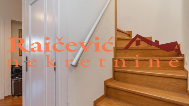 Stan, Petosoban, Prodaja, 160m2, Vukov Spomenik, Zvezdara, Bulevar kralja Aleksandra