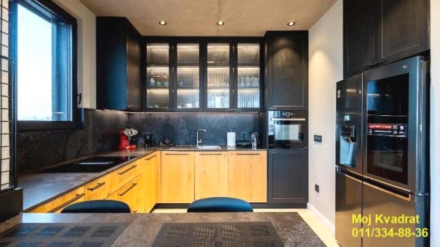 Stan, Trosoban, Izdavanje, 193m2, Dunavski kej, Stari grad, Dunavska