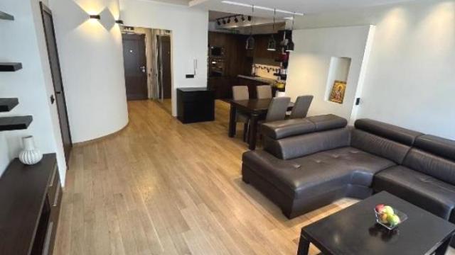 Stan, četvorosoban, Prodaja, 102m2, Crveni krst, Vračar, Golubačka