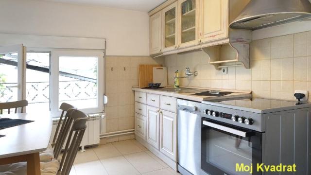 Stan, Trosoban, Prodaja, 86m2, Kalenić pijaca, Vračar, Topolska