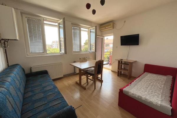 izdavanje, stanova,
kajsijar-grad-jagodina, 1085366, garsonjera