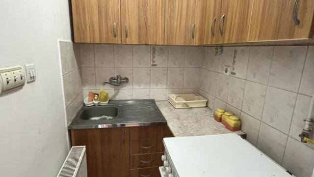 Stan, Garsonjera, Izdavanje, 26m2, Kajsijar, Gradska lokacija, Jagodina