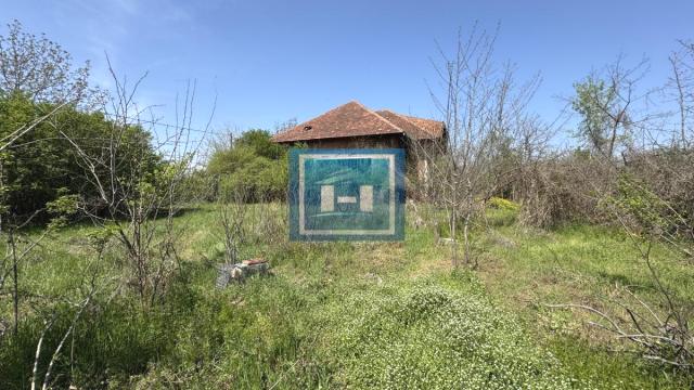 Kuća, Prodaja, 685m2, Moravski Bujmir, Okolno mesto, Aleksinac