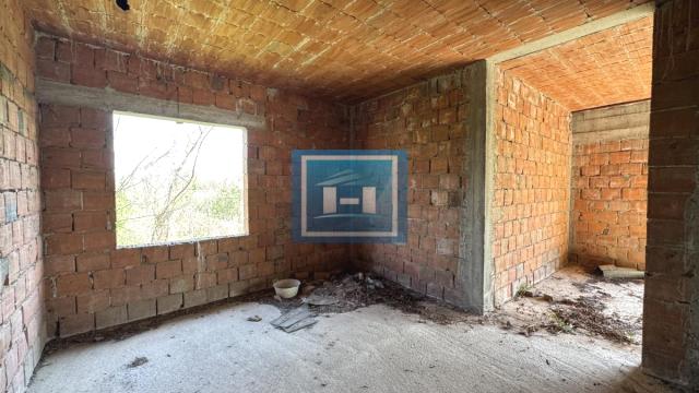 Kuća, Prodaja, 685m2, Moravski Bujmir, Okolno mesto, Aleksinac