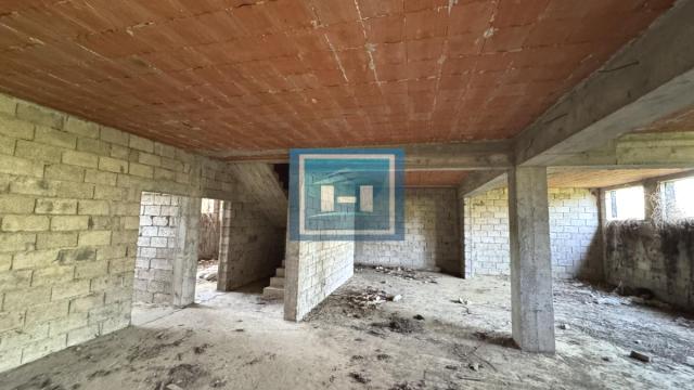 Kuća, Prodaja, 685m2, Moravski Bujmir, Okolno mesto, Aleksinac