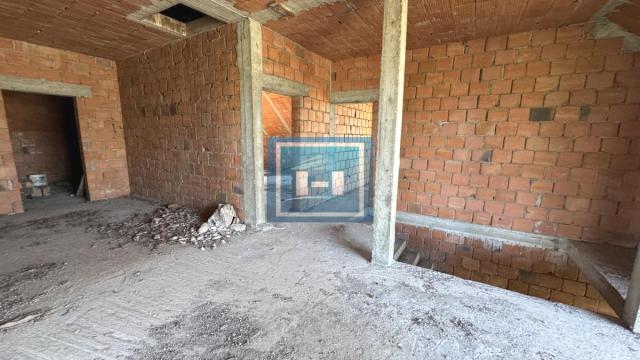 Kuća, Prodaja, 685m2, Moravski Bujmir, Okolno mesto, Aleksinac