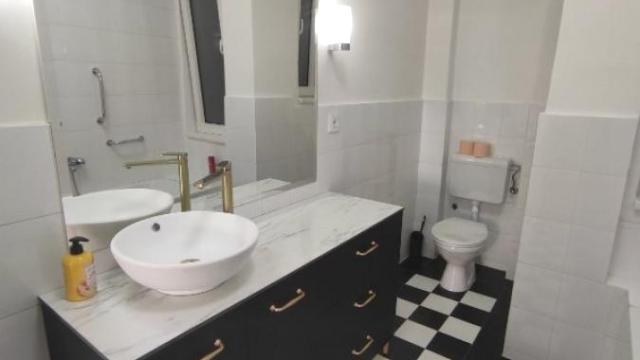 Stan, Troiposoban, Izdavanje, 136m2, Trg Nikole Pašića, Stari grad, Trg Nikole Pašić