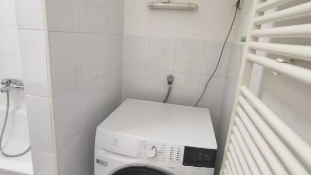 Stan, Troiposoban, Izdavanje, 136m2, Trg Nikole Pašića, Stari grad, Trg Nikole Pašić