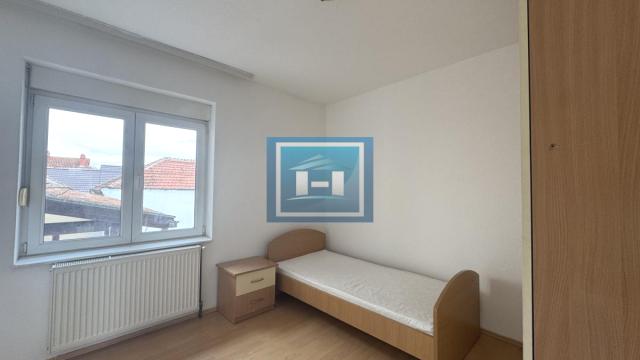 Stan, Dvoiposoban, Izdavanje, 70m2, Centar, Gradska lokacija, Ćuprija