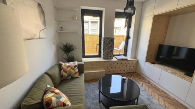 Stan, Jednoiposoban, Izdavanje, 40m2, Njegoševa