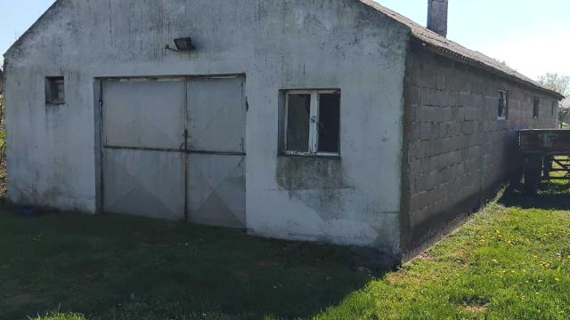 Kuća, Trosoban, Prodaja, 80m2, Banatsko Karadjordjevo, Okolno mesto, Banatsko Karađorđevo