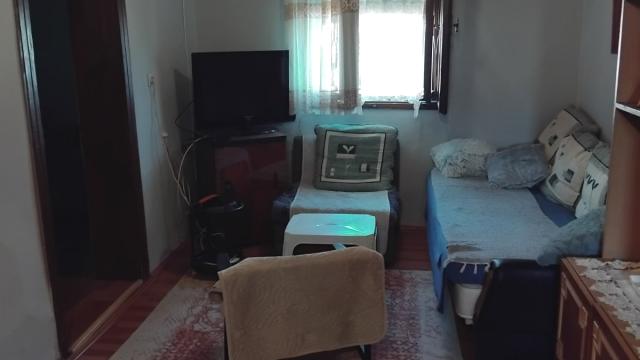 Kuća, Trosoban, Prodaja, 80m2, Banatsko Karadjordjevo, Okolno mesto, Banatsko Karađorđevo