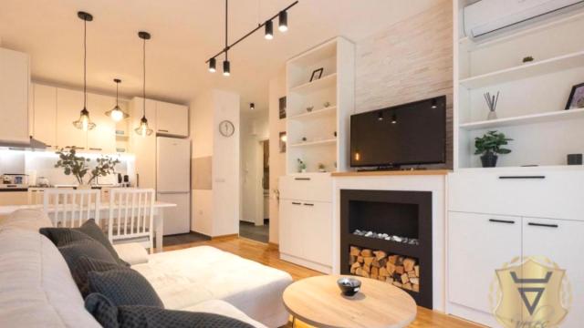 Stan, Jednoiposoban, Izdavanje, 43m2, Južni bulevar, Vračar, Jadranska