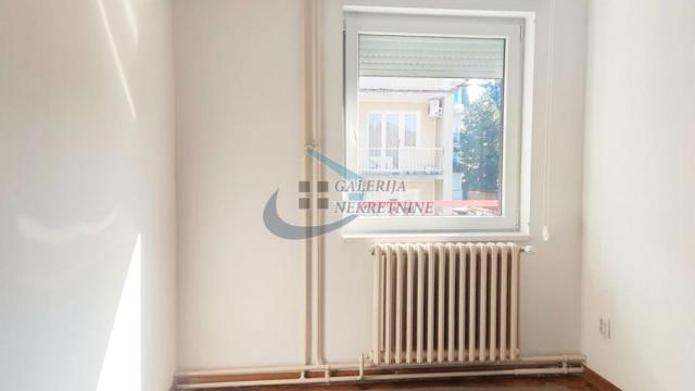 Stan, četvoroiposoban, Izdavanje, 135m2, Filmski grad, Čukarica, Stevana Luburića