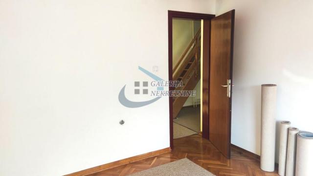 Stan, četvoroiposoban, Izdavanje, 135m2, Filmski grad, Čukarica, Stevana Luburića