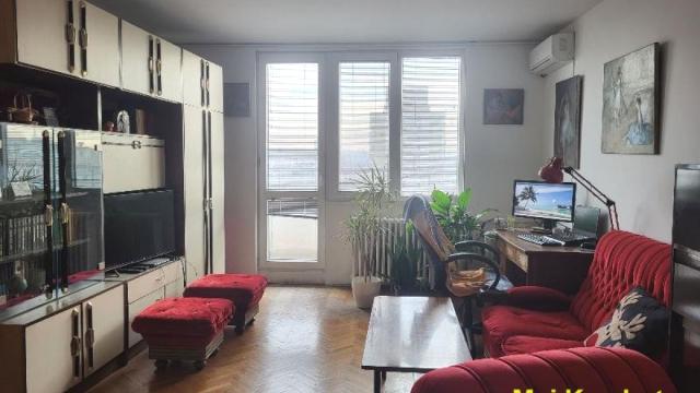 Stan, Dvosoban, Prodaja, 77m2, Fontana, Novi Beograd, Pariske komune