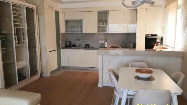 Stan, četvorosoban, Izdavanje, 121m2, Beograd na vodi, Savski venac, Luke Ćelovića Trebinjca