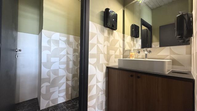 Poslovni prostor, Trosoban, Izdavanje, 48m2, Dunavski kej