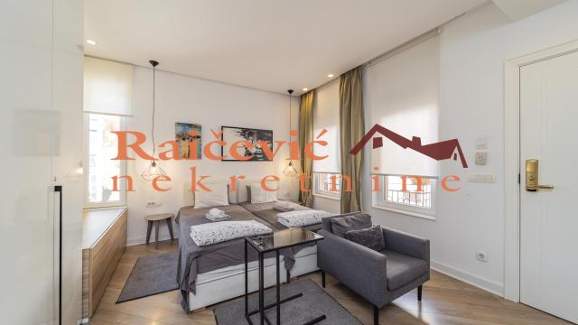 Stan, Trosoban, Prodaja, 73m2, Centar, Stari grad, Cika Ljubina