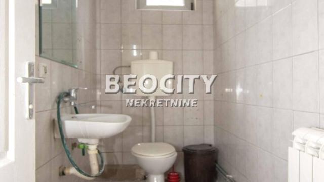 Poslovni prostor, Jednosoban, Izdavanje, 120m2, Batajnica, Zemun, Carice Jelene