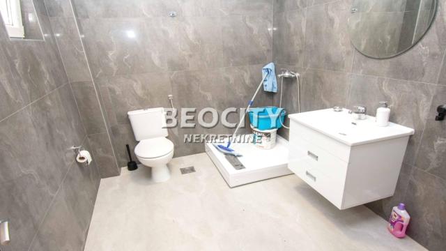 Poslovni prostor, Jednosoban, Izdavanje, 120m2, Batajnica, Zemun, Carice Jelene