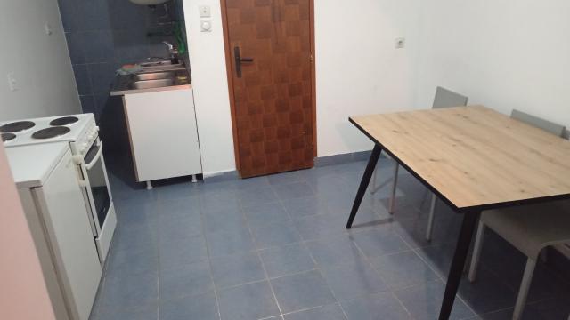 Kuća, Jednosoban, Izdavanje, 38m2, Dobanovci, Surčin, Dusanova