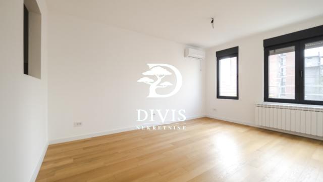 Stan, Trosoban, Prodaja, 62m2, Braće Kovač