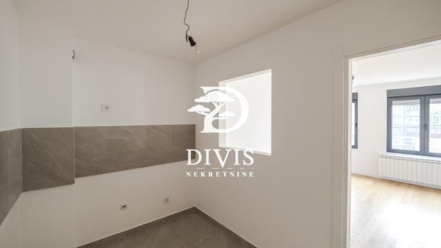 Stan, Trosoban, Prodaja, 62m2, Braće Kovač