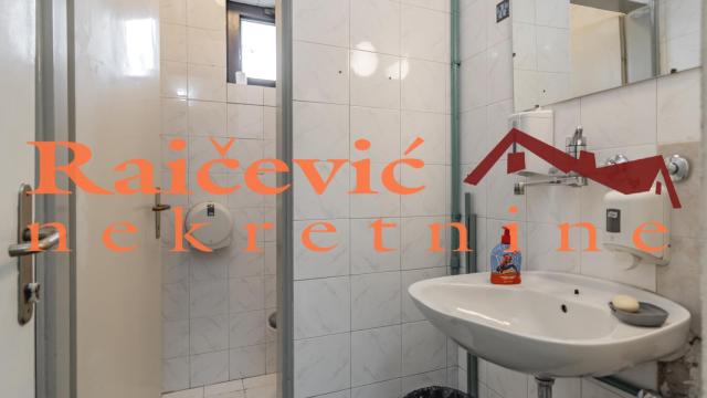 Poslovni prostor, Prodaja, 273m2, Banovo brdo, Čukarica, Pozeska