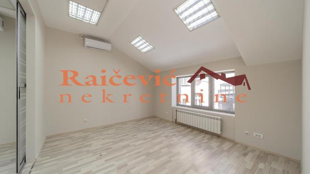 Poslovni prostor, Petosoban, Izdavanje, 183m2, Centar, Savski venac, Brankova