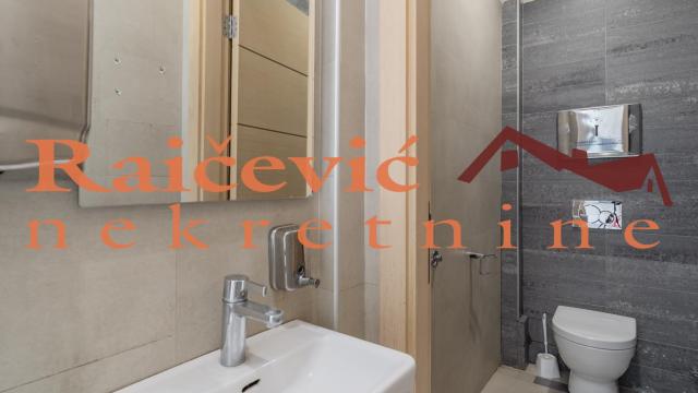 Poslovni prostor, Petosoban, Izdavanje, 183m2, Centar, Savski venac, Brankova