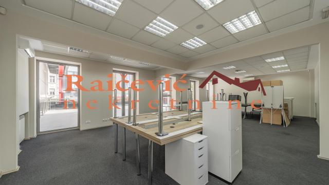 Poslovni prostor, Petosoban, Izdavanje, 216m2, Centar, Savski venac, Brankova