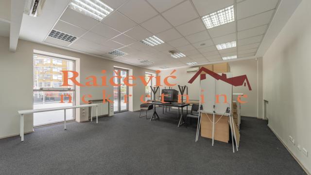 Poslovni prostor, Petosoban, Izdavanje, 216m2, Centar, Savski venac, Brankova