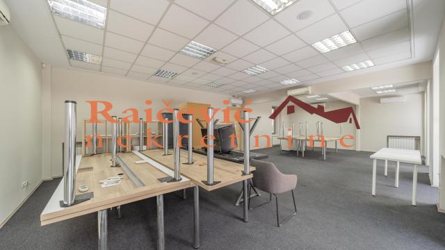Poslovni prostor, Petosoban, Izdavanje, 216m2, Centar, Savski venac, Brankova
