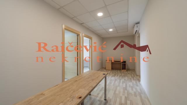 Poslovni prostor, Petosoban, Izdavanje, 216m2, Centar, Savski venac, Brankova