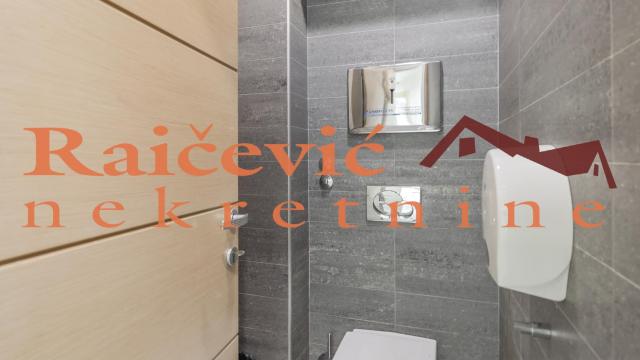 Poslovni prostor, Petosoban, Izdavanje, 216m2, Centar, Savski venac, Brankova