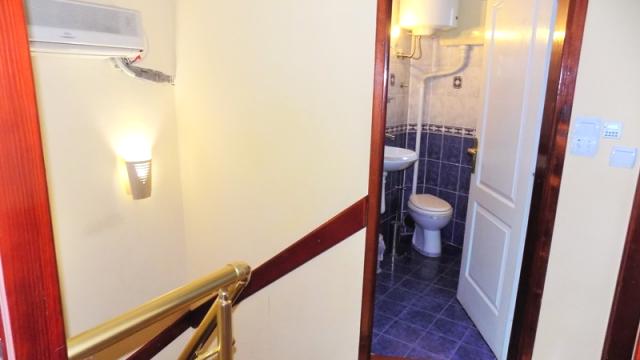 Stan, Troiposoban, Izdavanje, 94m2, Ekonomski fakultet, Savski venac, Pop Lukina